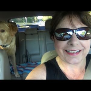 Meet your Posher, Nicole